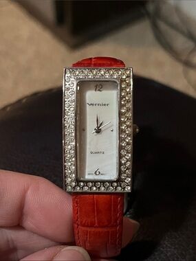 Vernier Quartz Watch Womens Red Leather Stainless Steel Metal Base Bezel Read
